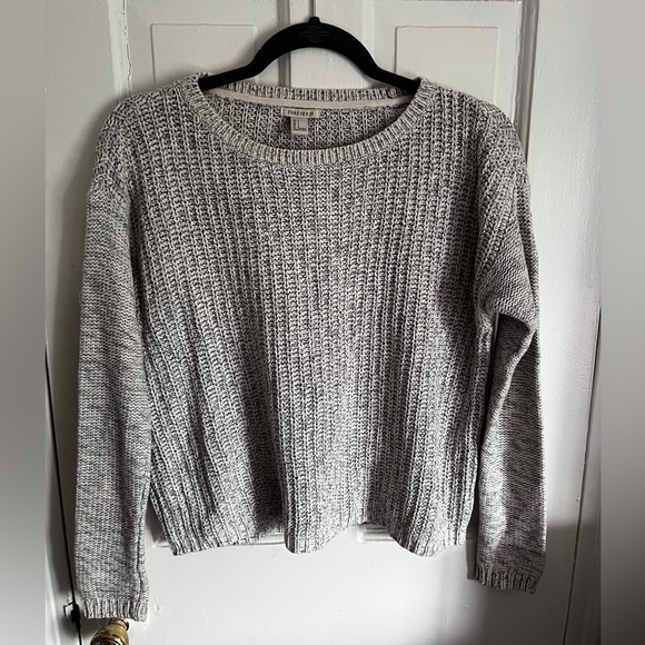Cozy knit sweater - Picture 1 of 3